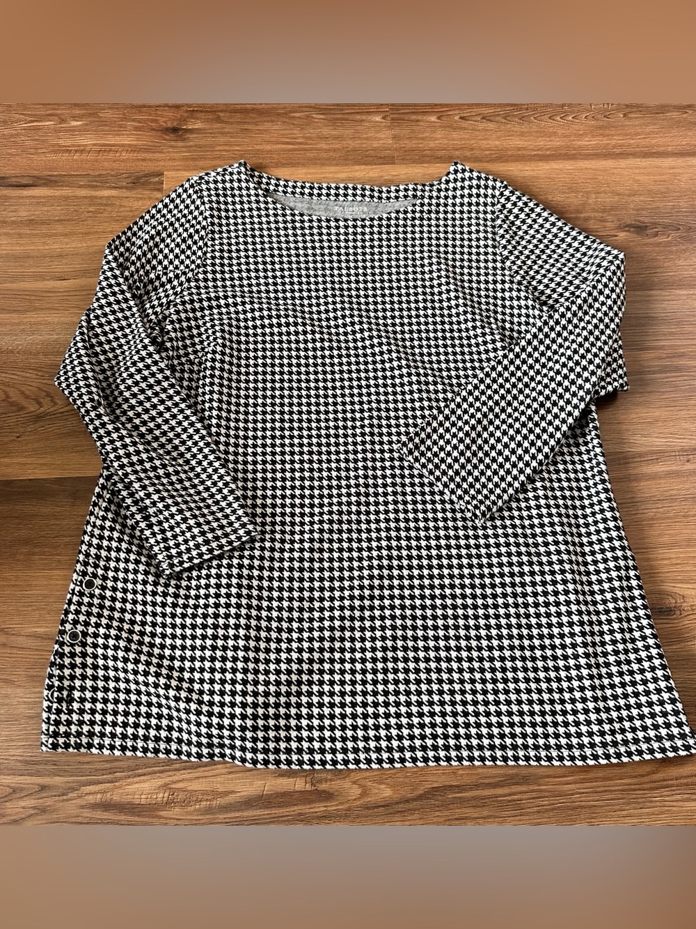 Talbots Long Sleeve Houndstooth Tunic Plus 2X Black White Button Side Stretch